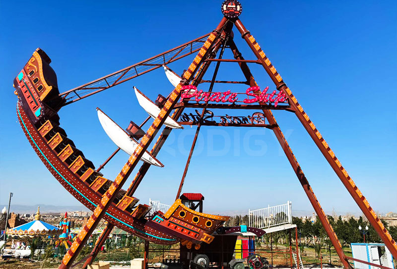 40 Seats Pirate Ship Ride