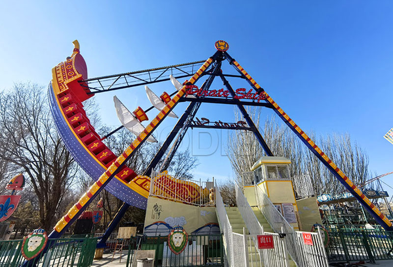 40 Seats Pirate Ship Ride