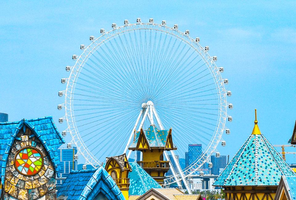 108m Giant Ferris Wheel