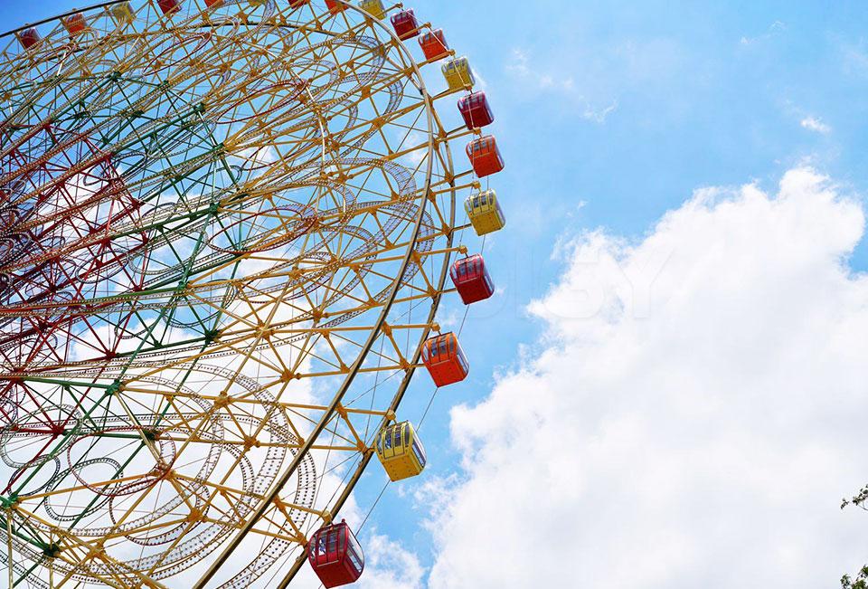 108m Giant Ferris Wheel