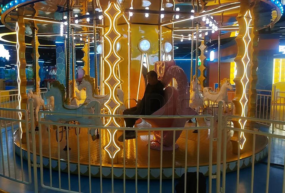 16 Seats Angel Carousel