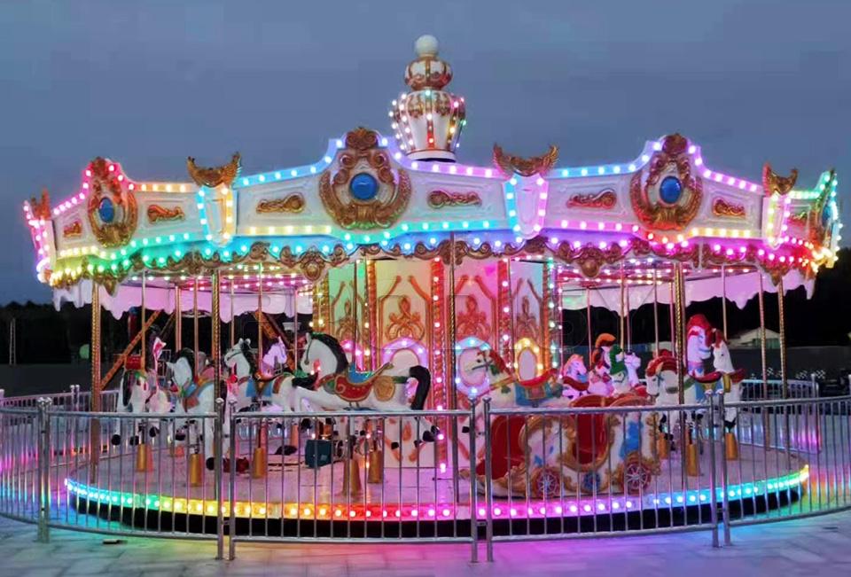 24 Seats White & Gold Luxury Carousel