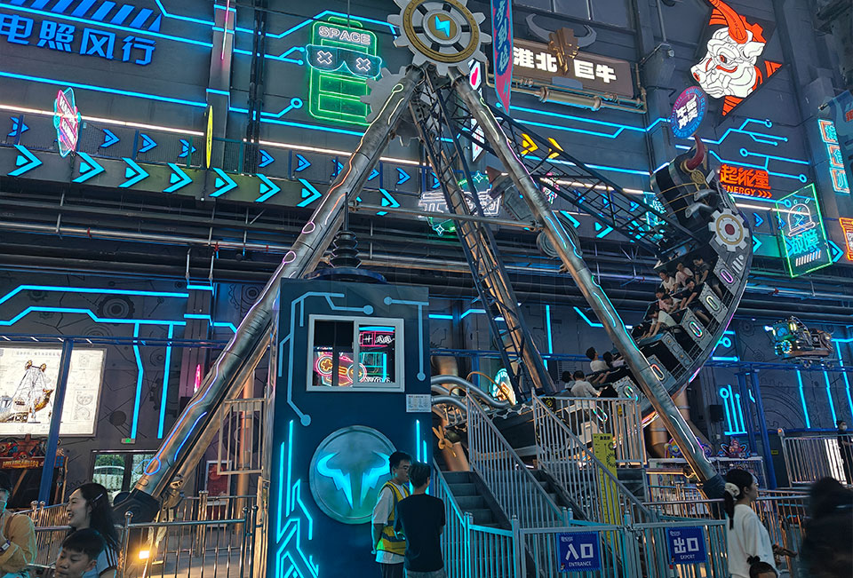 24 Seats Space Battleship Pirate Ship