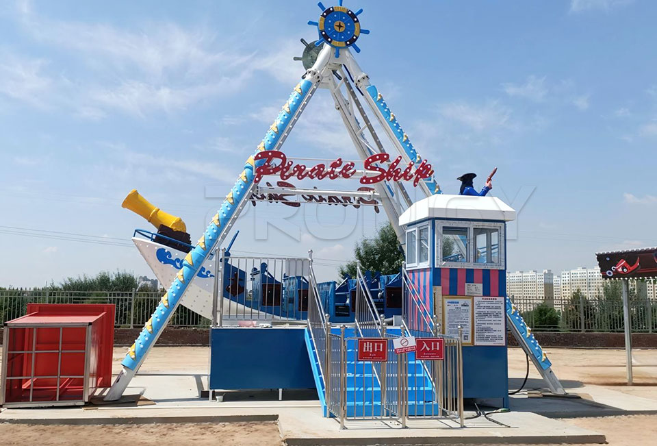 24 Seats Pirate Ship Ride