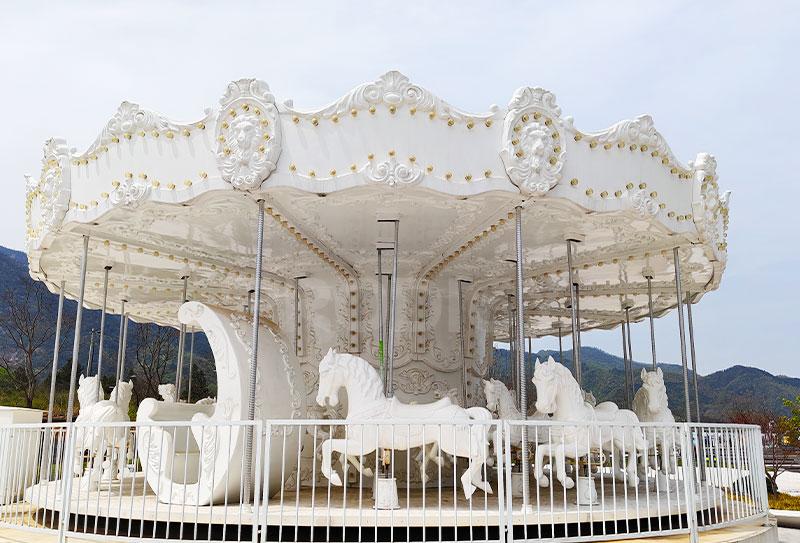 24 Seats White Carousel Ride