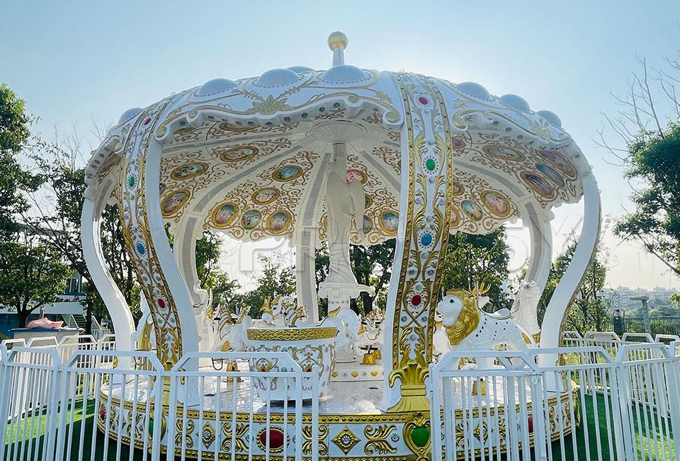 26 Seats Crown Carousel