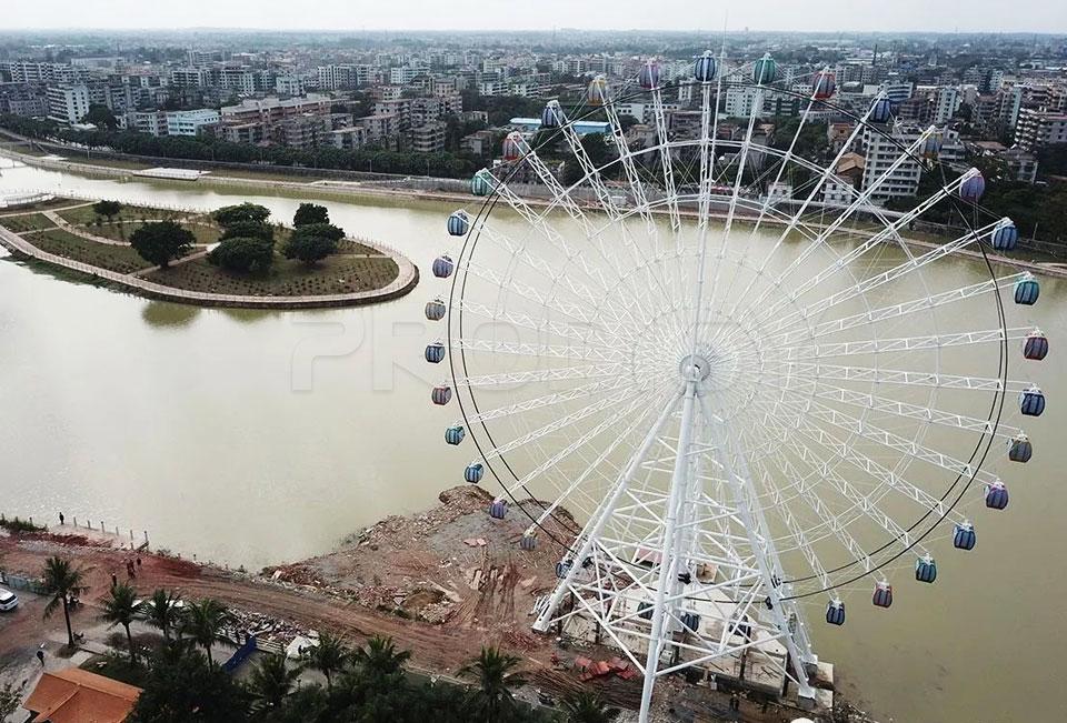 65m Giant Ferris Wheel