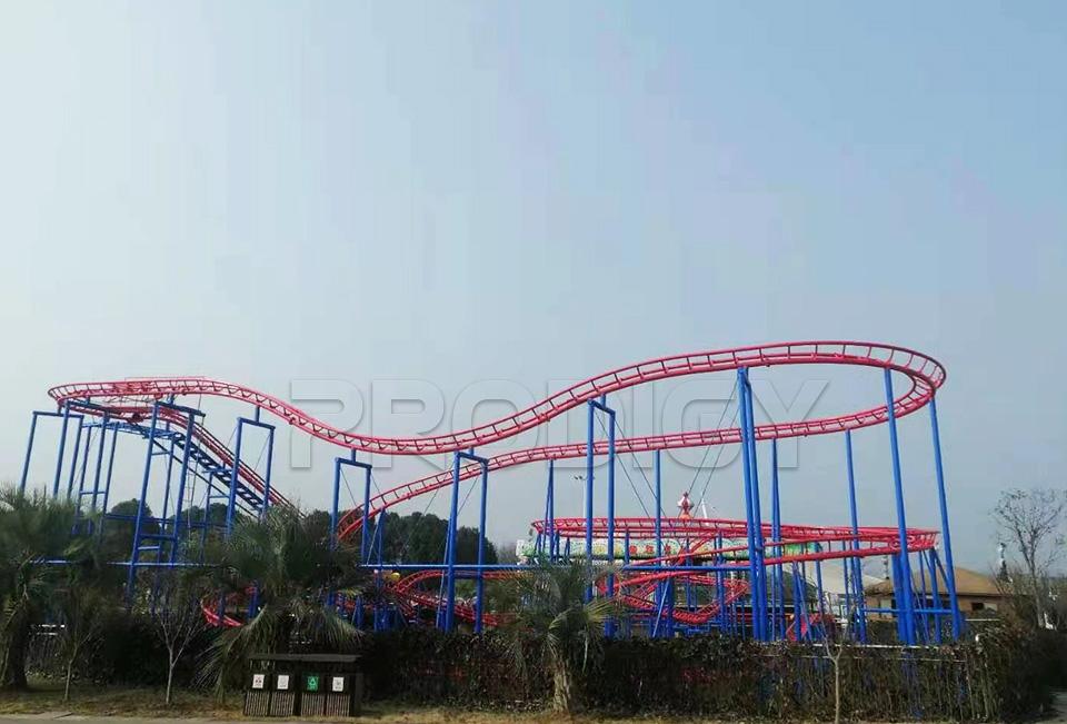Wild Mouse Roller Coaster