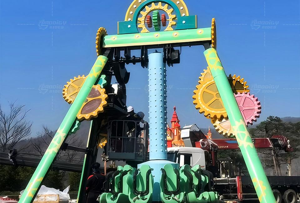 12 Seats Pendulum Ride