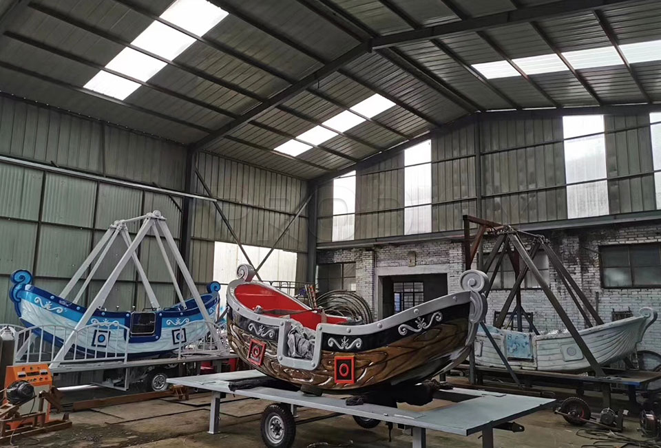 Ice Snow Mini Pirate Ship Ride