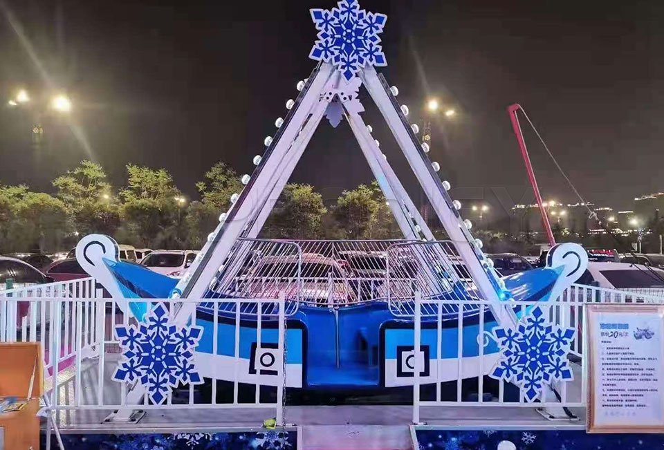 Ice Snow Mini Pirate Ship Ride