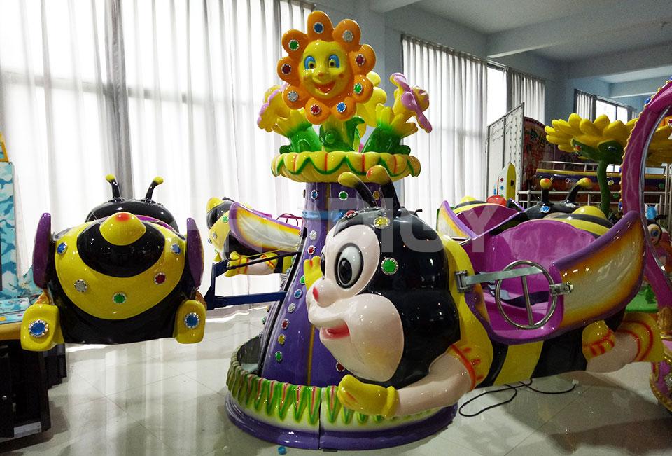 Rotating Bee Ride