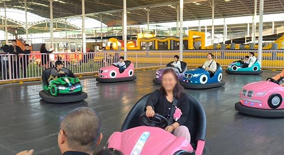Drive Bumper Car in amusement park